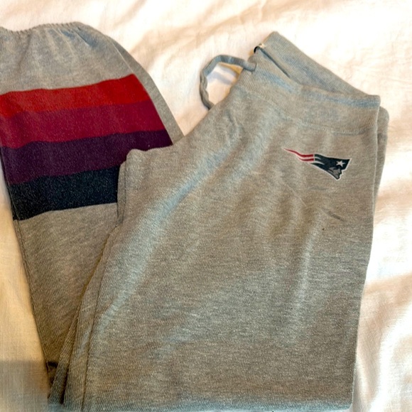 Junk Food Clothing brand grey New England Patriots joggers in a size small. - Picture 1 of 3